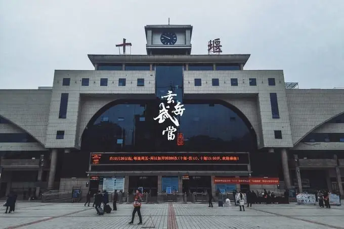 寧波到十堰物流專線-寧波至十堰貨運(yùn)公司